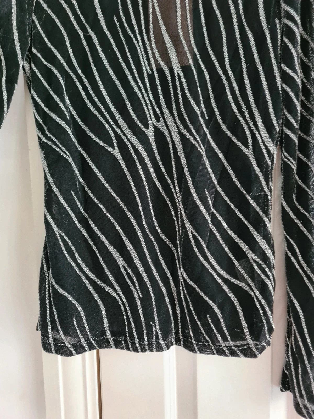 Shein women black/silver lettuce trim glitter sheer mesh top long sleeve blouse night out party M/10