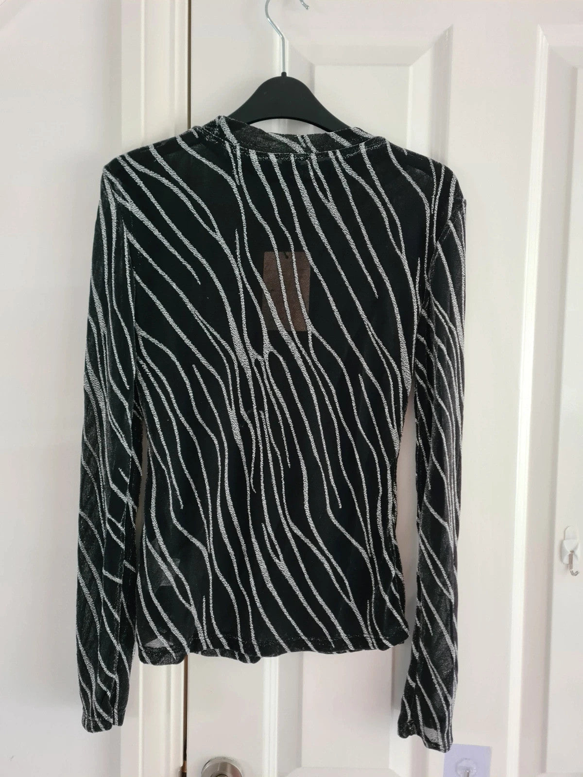Shein women black/silver lettuce trim glitter sheer mesh top long sleeve blouse night out party M/10