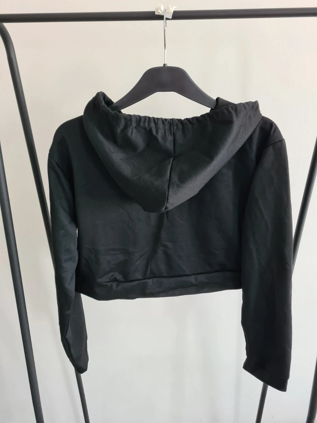 Shein women solid black crop hoodie full zipper pockets activewear casual M/10