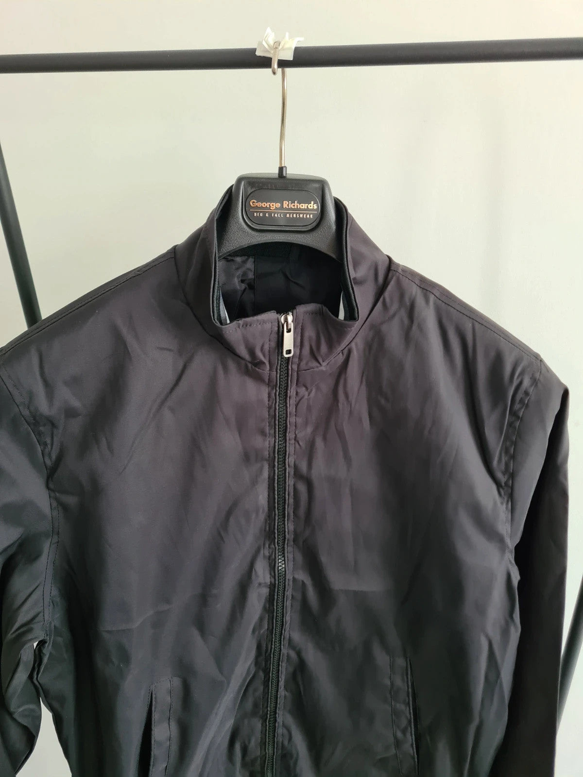 Shein men black full zip up lightweight jacket windbreaker stand collar casual sport wear L