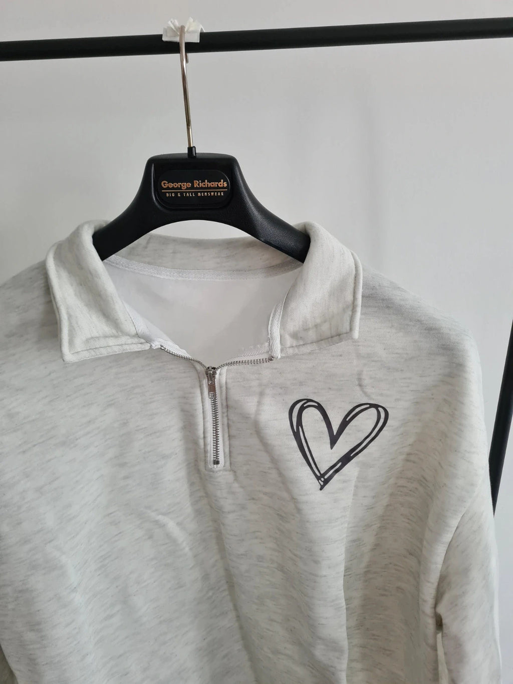 Shein curve women grey heart print 1/4zip drop shoulder stand collar neck pullover casual 4XL/20