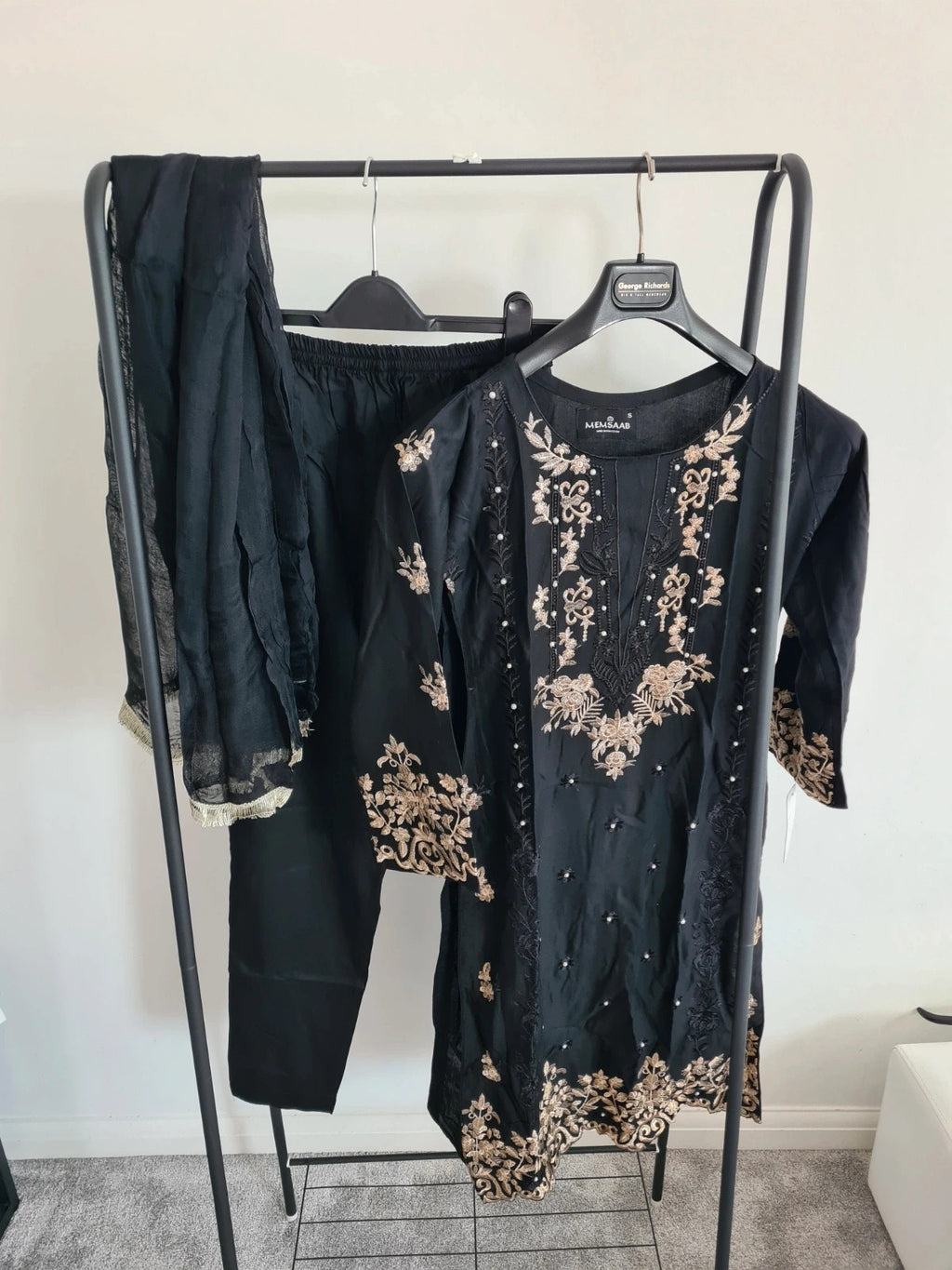 Memsaab women Pakistani Asian Indian black readymade linien suit pearl embroidered S