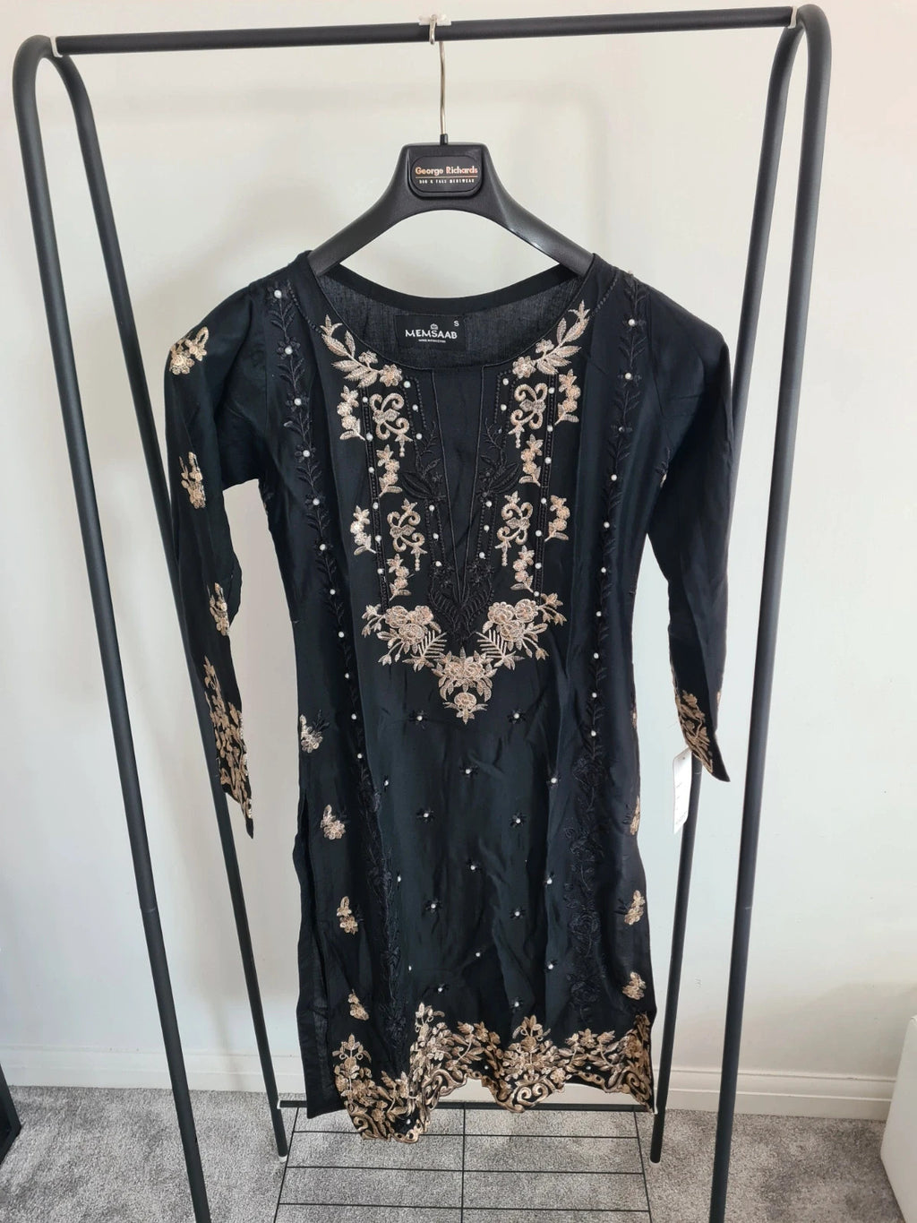 Memsaab women Pakistani Asian Indian black readymade linien suit pearl embroidered S