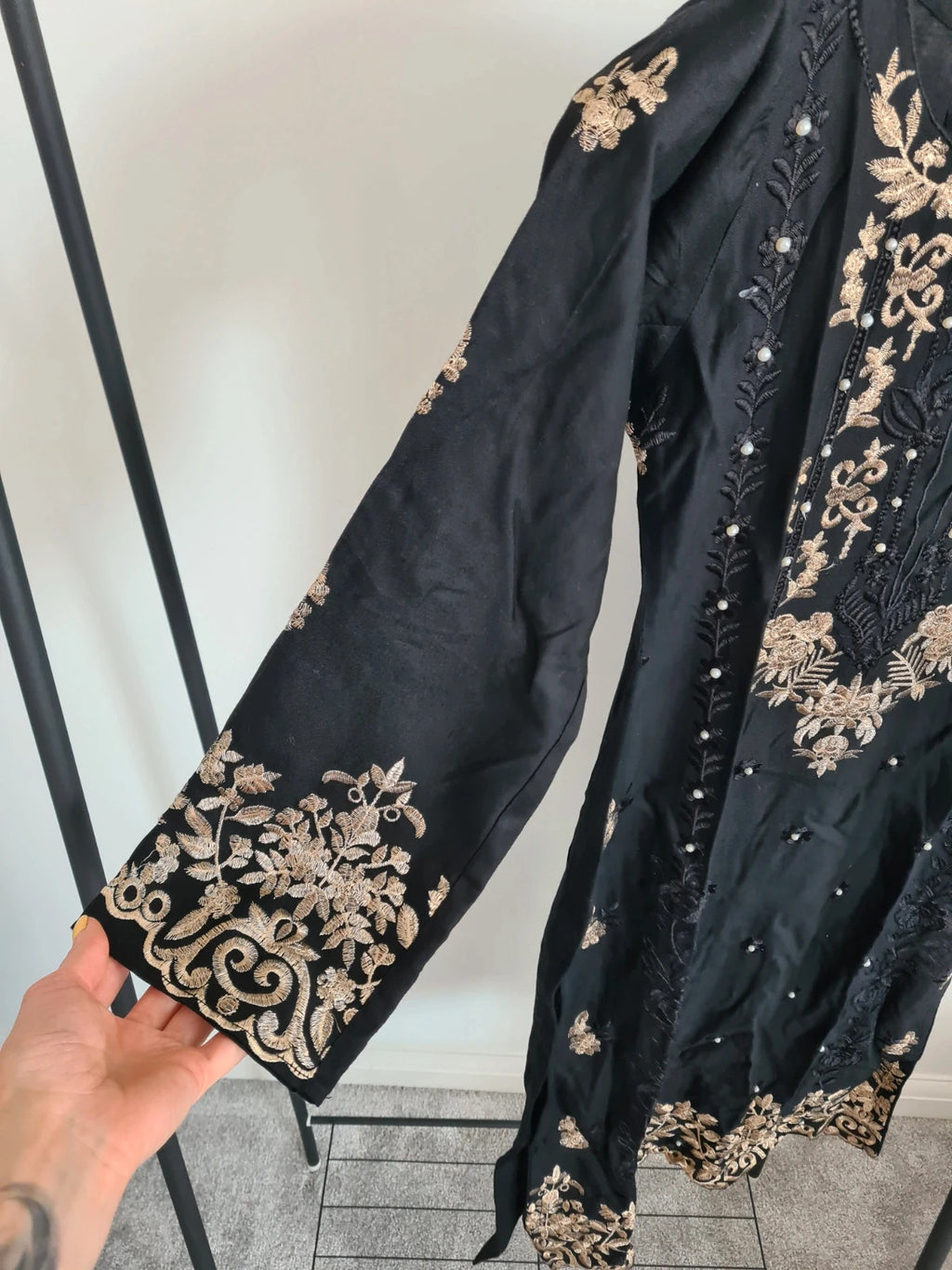 Memsaab women Pakistani Asian Indian black readymade linien suit pearl embroidered S