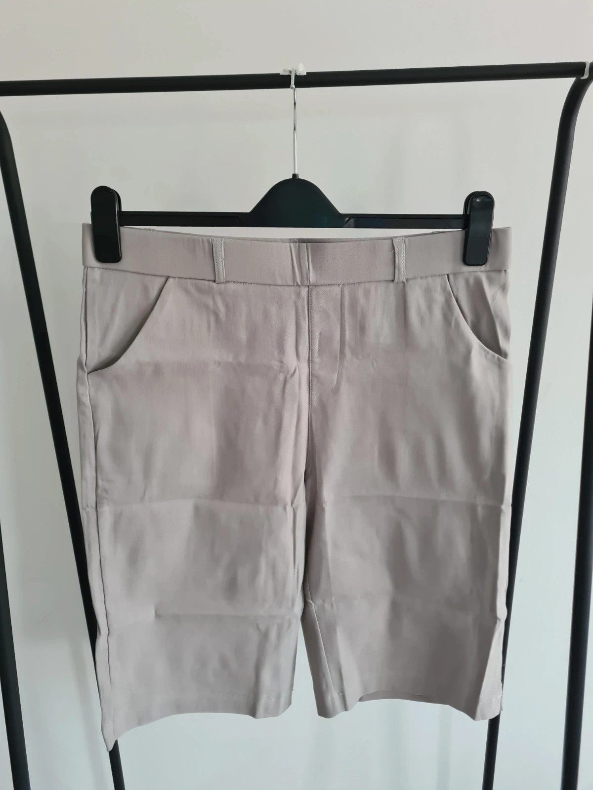 Shein women grey knee length shorts elasticated waistband with pockets stretch casual XL/14