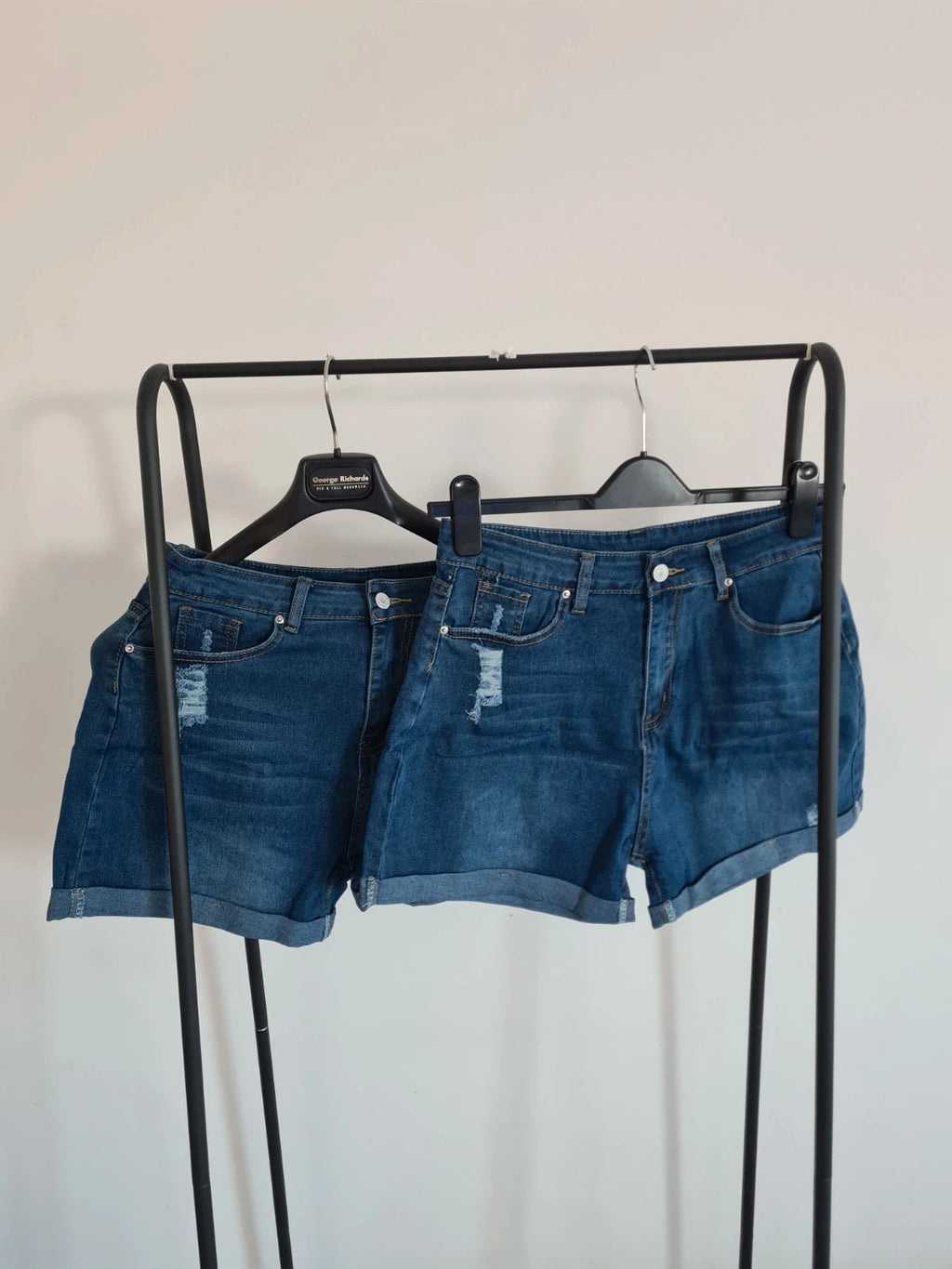 Shein women 2pcs cotton blend jeans denim shorts blue shorts with rubbing casual activewear M/10