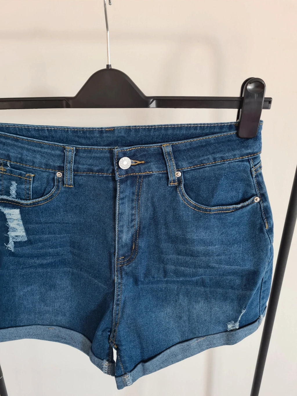 Shein women 2pcs cotton blend jeans denim shorts blue shorts with rubbing casual activewear M/10