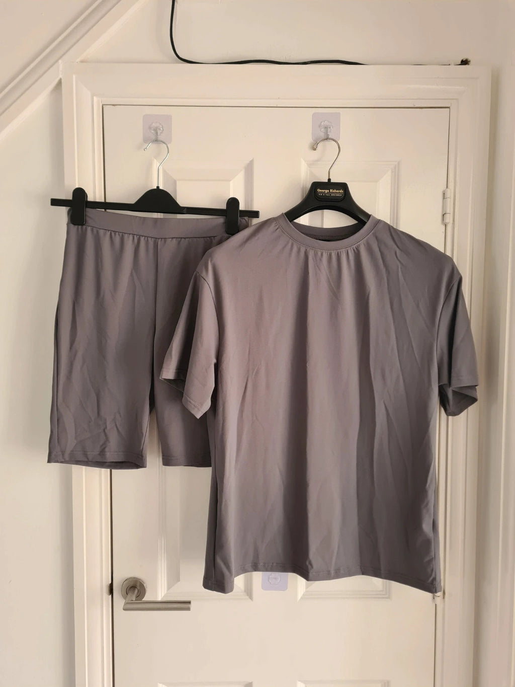 Shein women 2pcs grey set short sleeve oversized T-shirt slim fit shorts activewear sport  M/10
