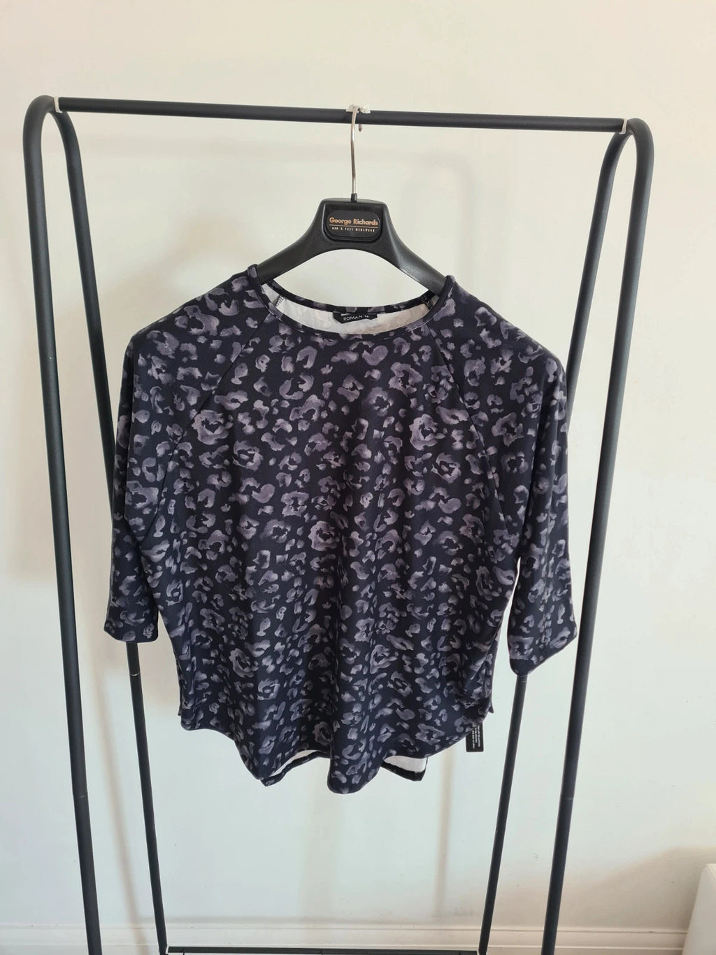 Roman women grey animal print raglan top 3/4sleeve stretch round neck black casual XL/14