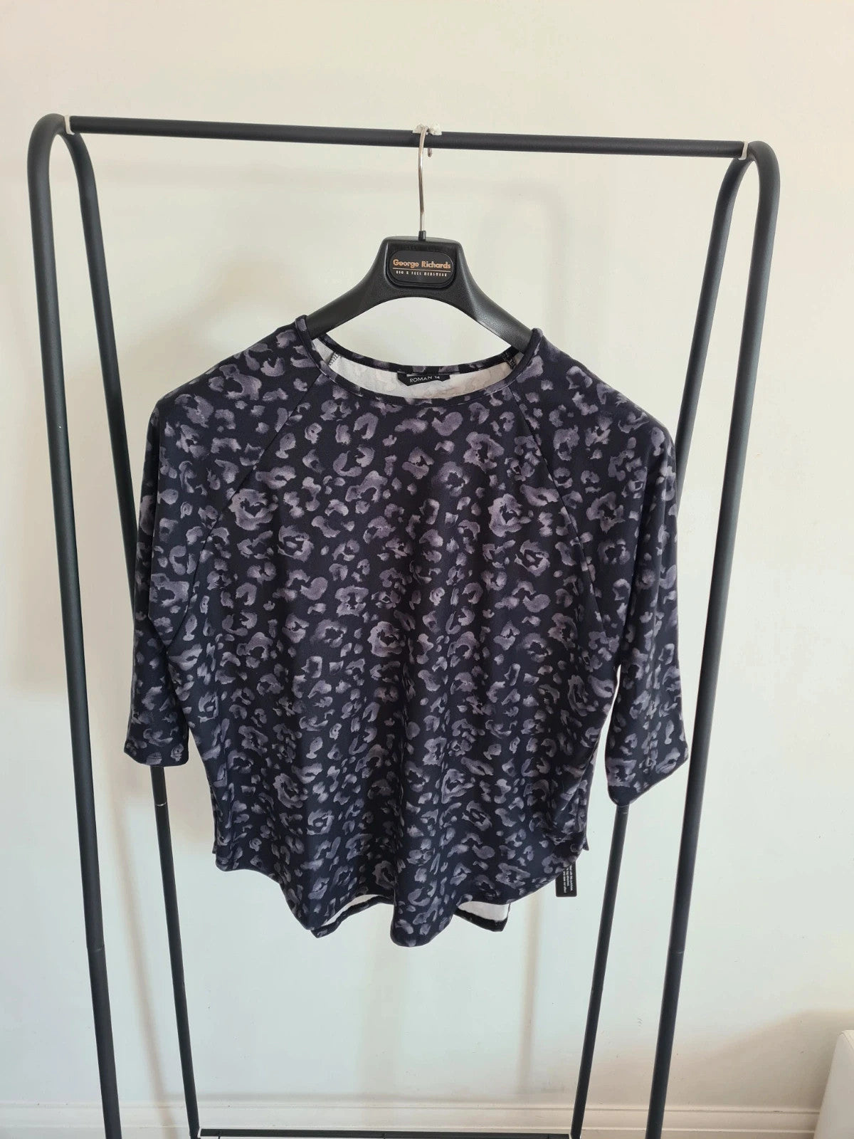 Roman women grey animal print raglan top 3/4sleeve stretch round neck black casual XL/14