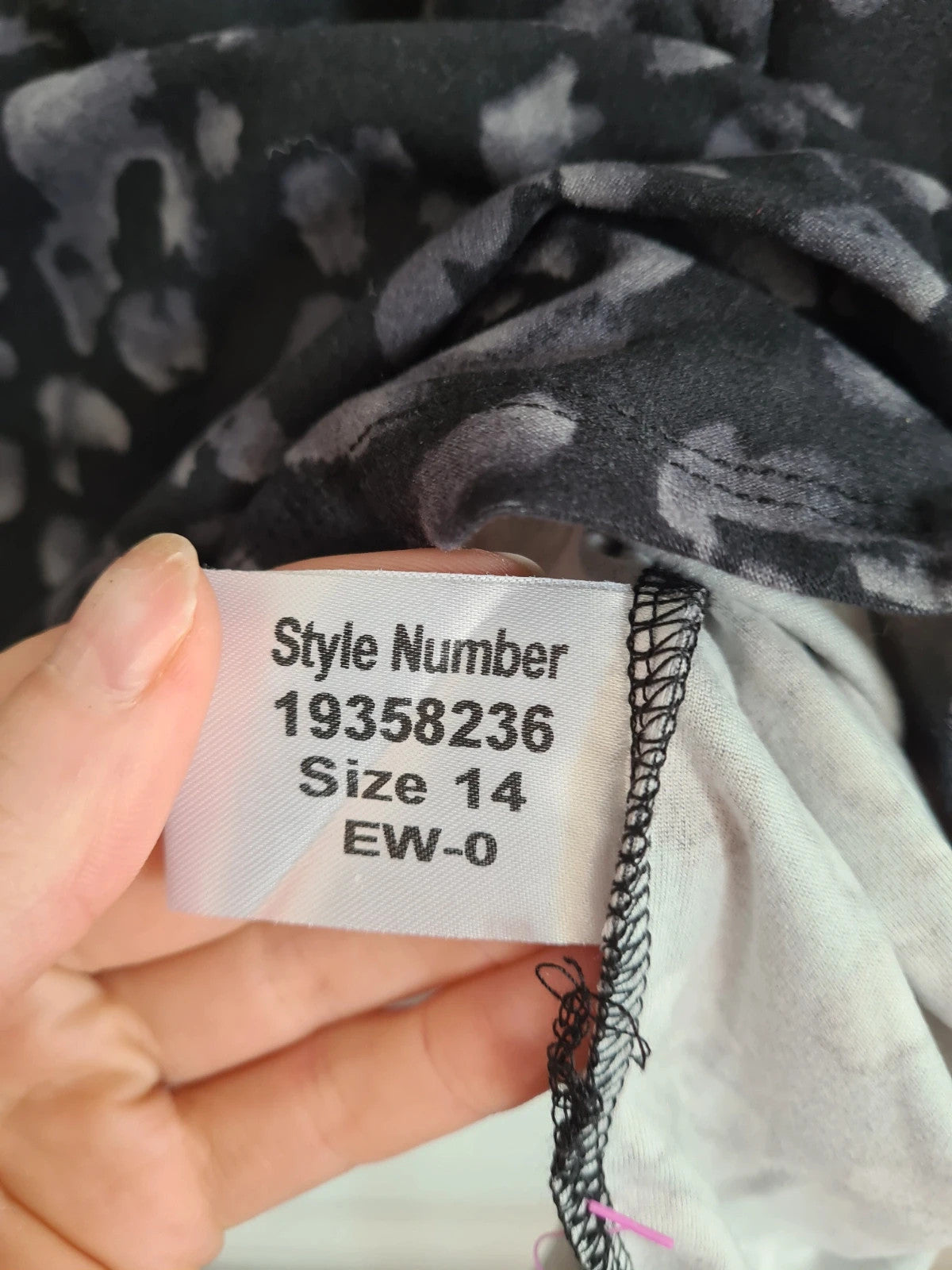 Roman women grey animal print raglan top 3/4sleeve stretch round neck black casual XL/14