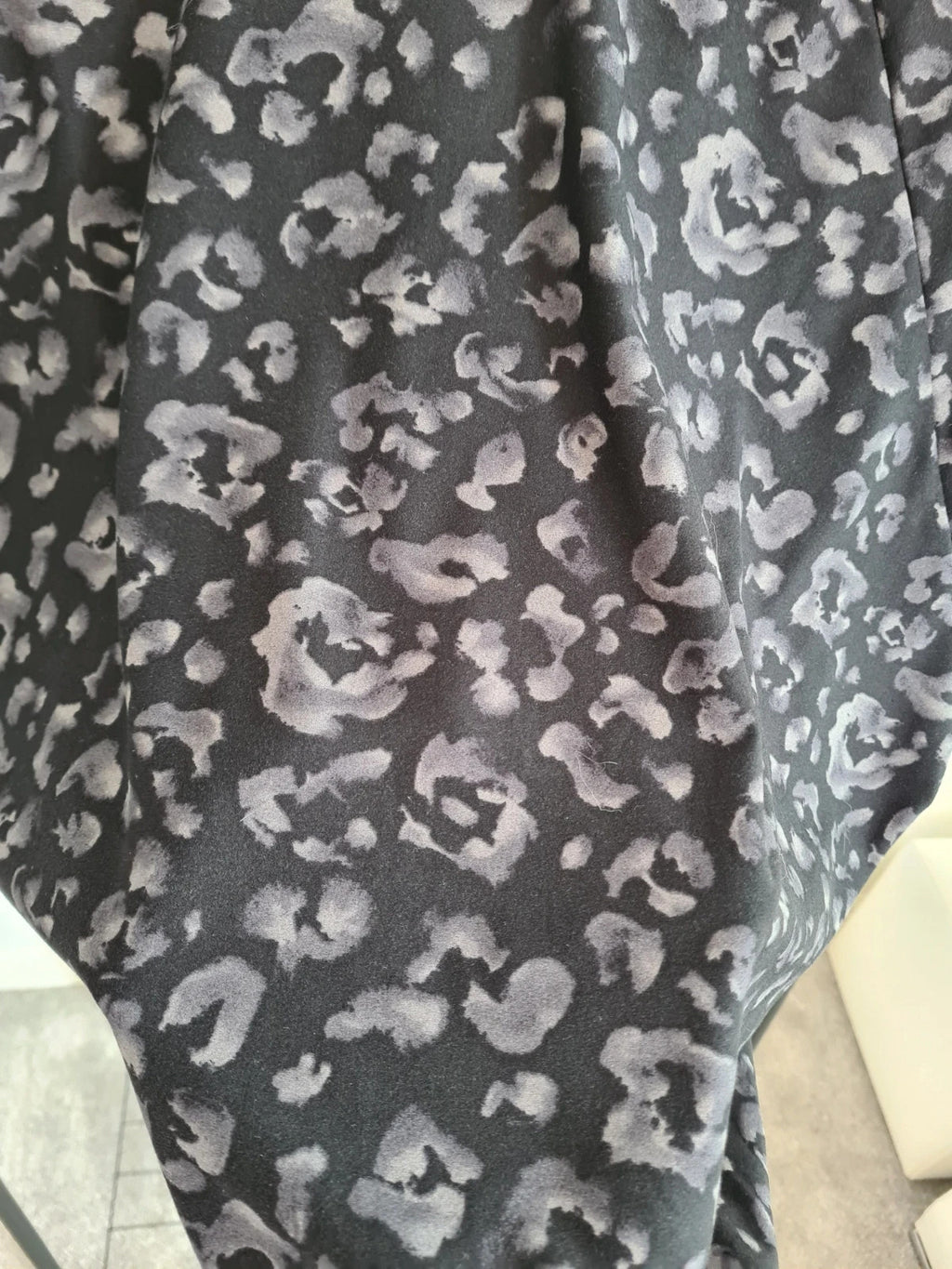 Roman women grey animal print raglan top 3/4sleeve stretch round neck black casual XL/14