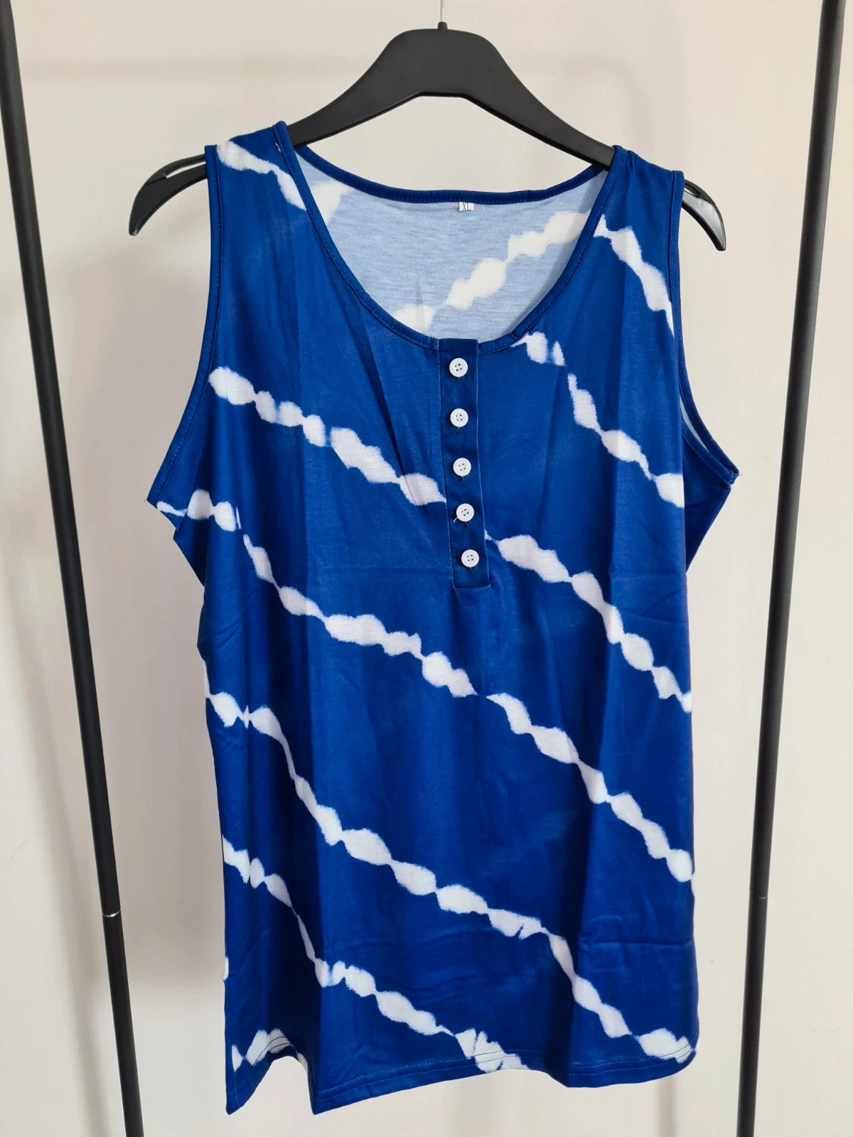 Shein women cotton blend blue/white stripes top round buttons neck sleeveless casual vest top XL/14