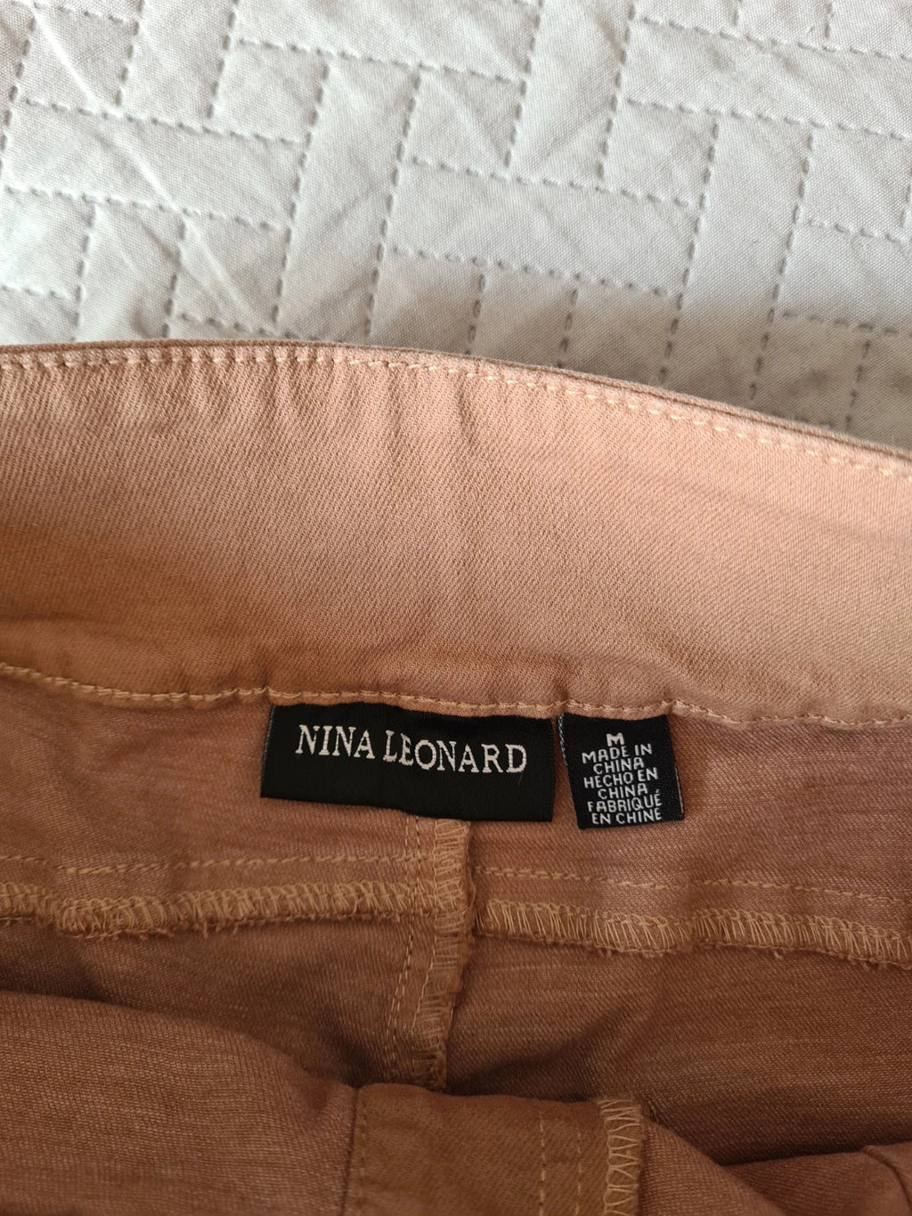 Nina Leonard women beige pull on stretch denim trousers cotton blend straight skinny leg casual M/10