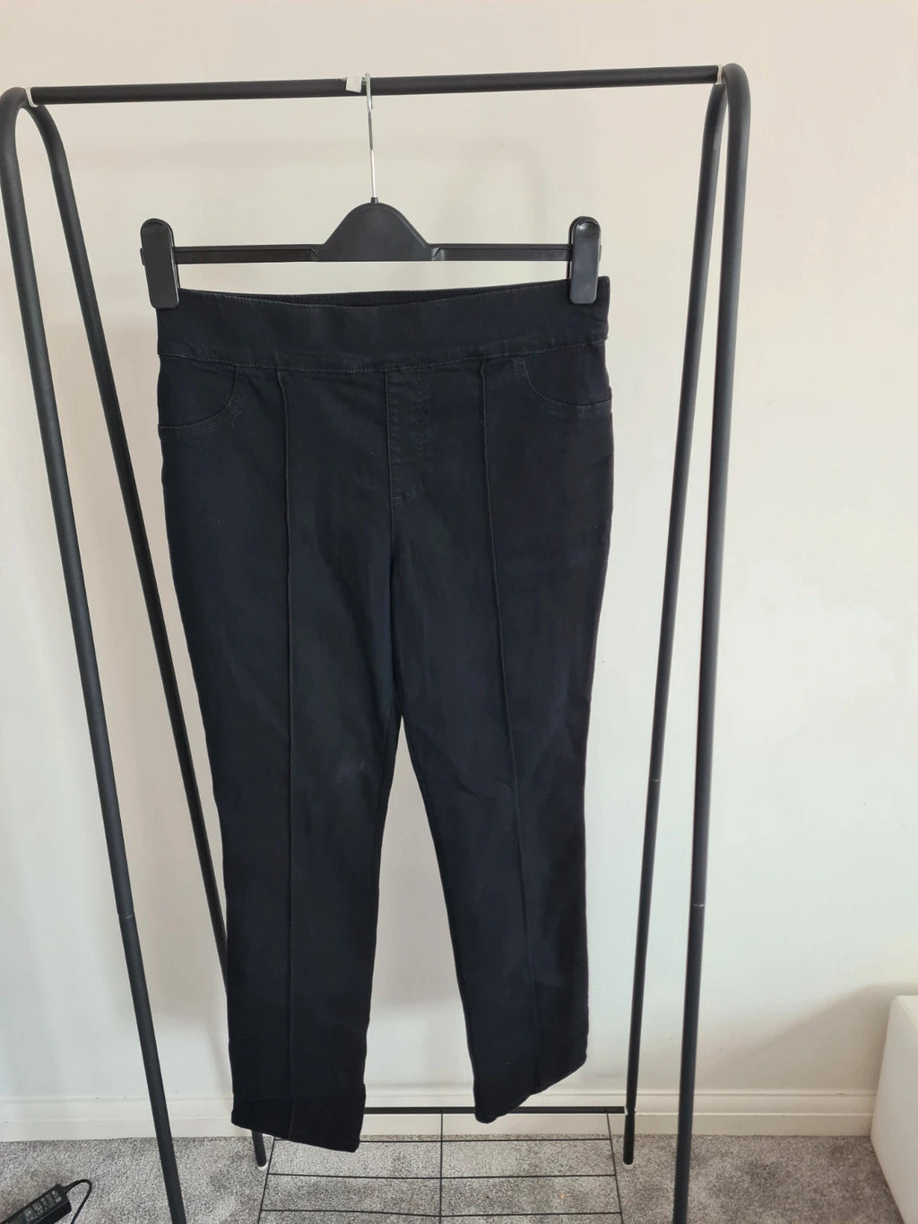 Nina Leonard black women pull on stretch denim trousers cotton blend straight skinny leg casual M/10