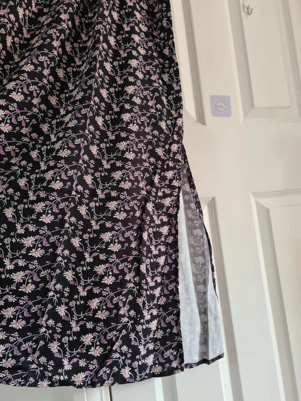 Shein women pink/black floral print midi dress sleeveless buttons back split hem A-Line casual S