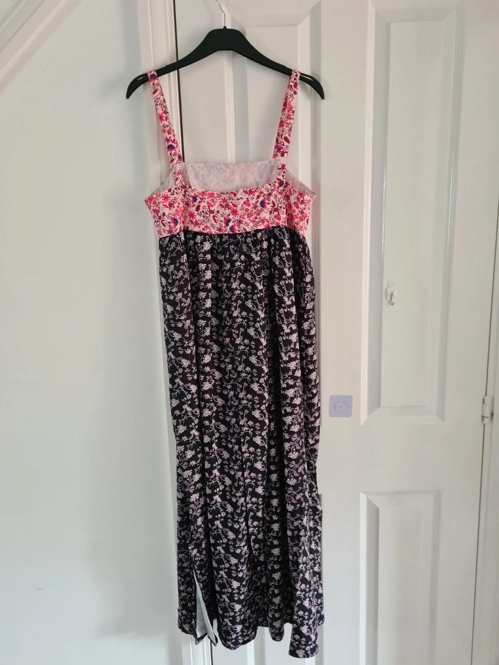 Shein women pink/black floral print midi dress sleeveless buttons back split hem A-Line casual S