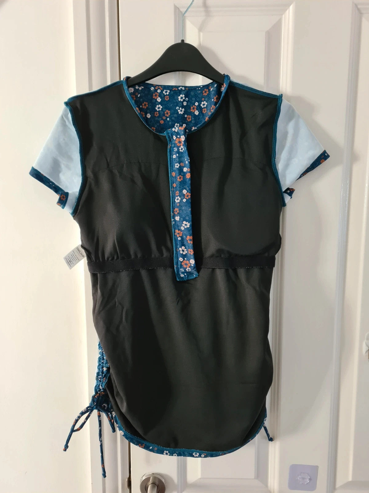 Shein women swimsuit short sleeve half zip top ruched on the side push-up bra blue floral print M/L