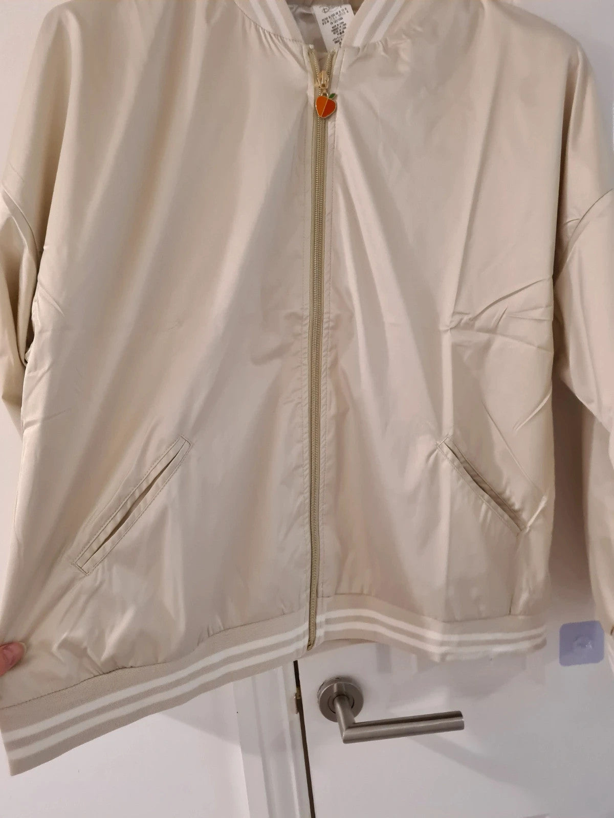 DisneyStore women white snow seven dwarfs 85th anniversary satin cream bomber jacket XL/14