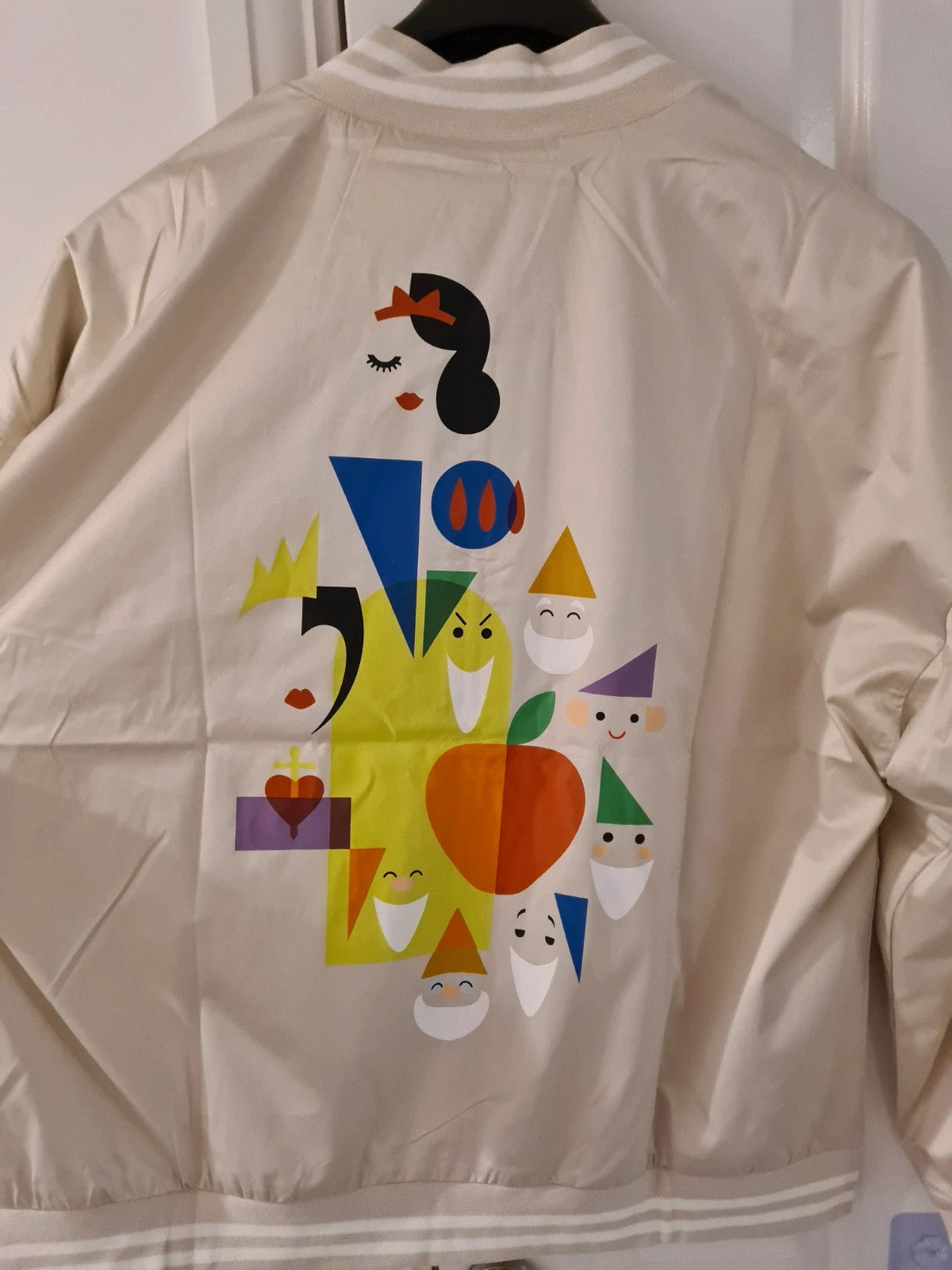 DisneyStore women white snow seven dwarfs 85th anniversary satin cream bomber jacket XL/14