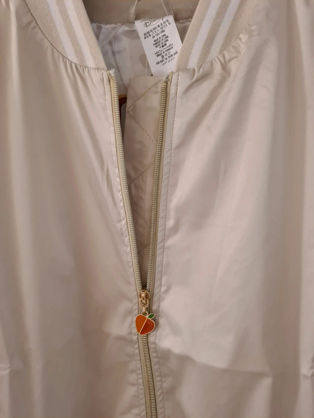 DisneyStore women white snow seven dwarfs 85th anniversary satin cream bomber jacket XL/14
