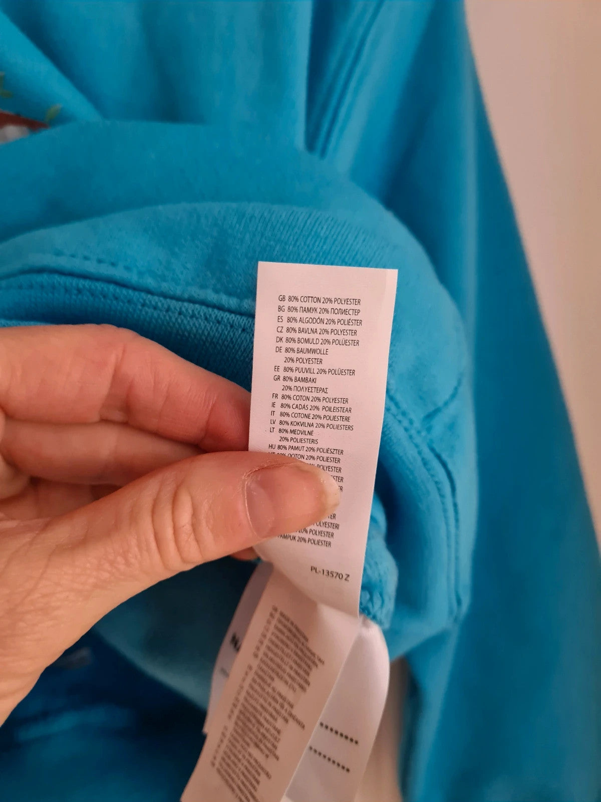Dontsweatitbetty boys 5/6 blue artherchog hoodie
cotton blend koala bear print soft cozy casual