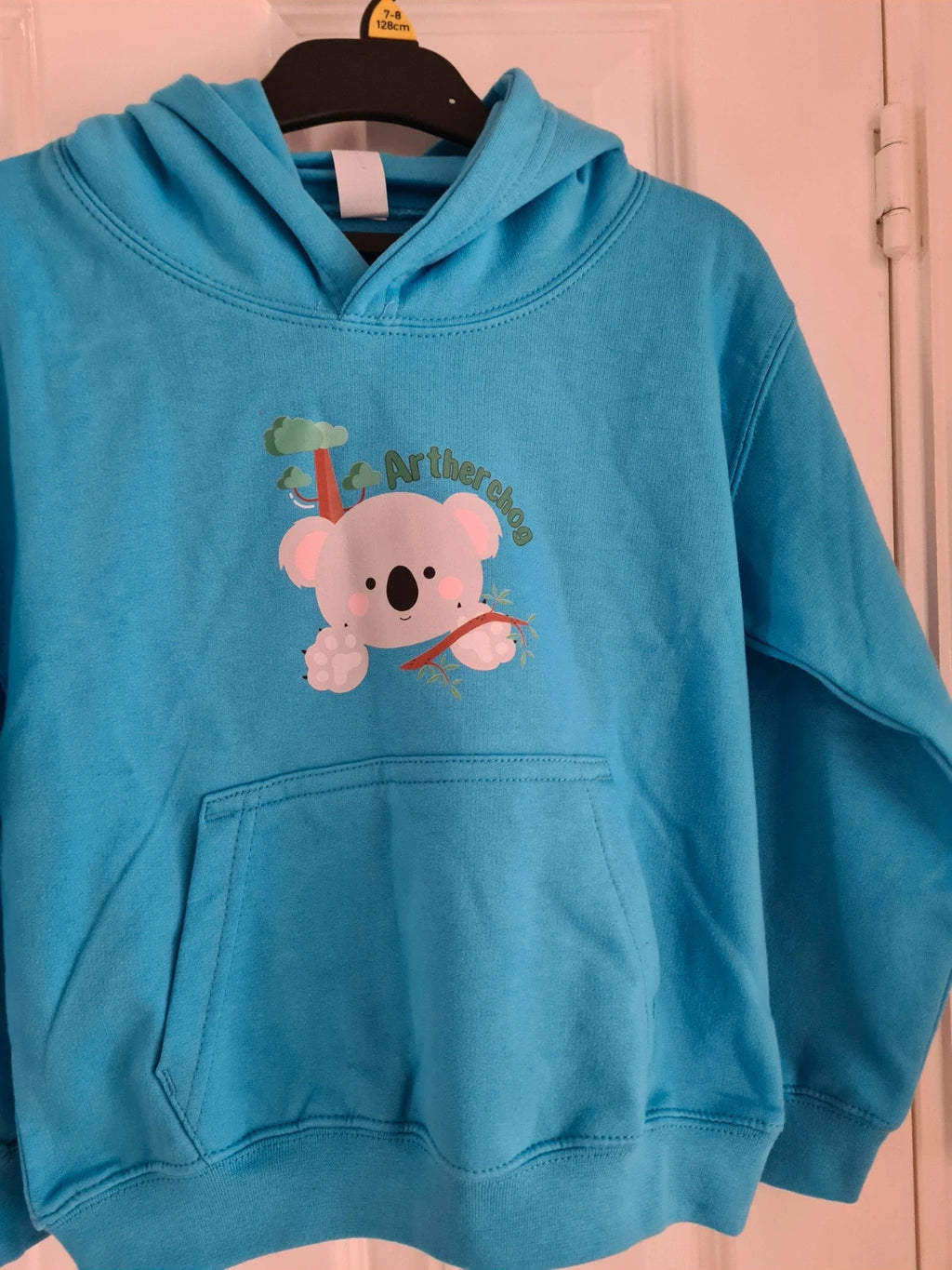 Dontsweatitbetty boys 5/6 blue artherchog hoodie
cotton blend koala bear print soft cozy casual