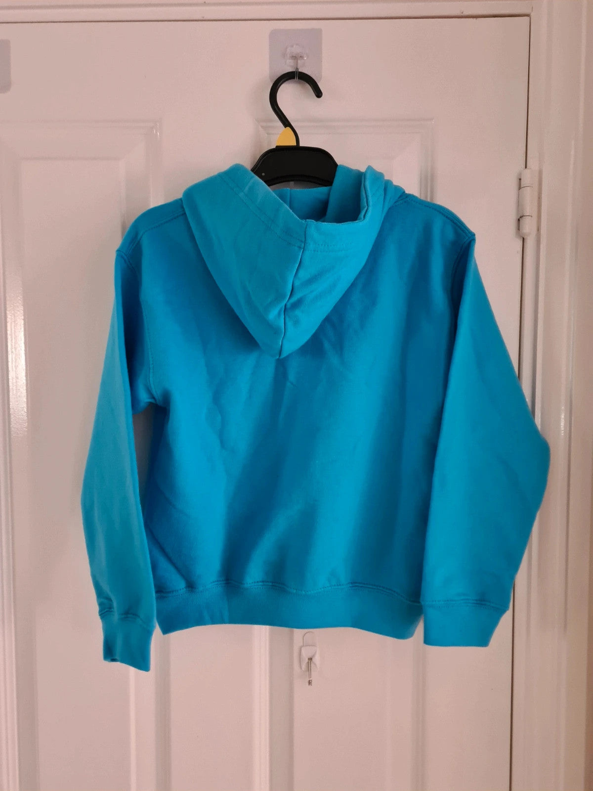 Dontsweatitbetty boys 5/6 blue artherchog hoodie
cotton blend koala bear print soft cozy casual