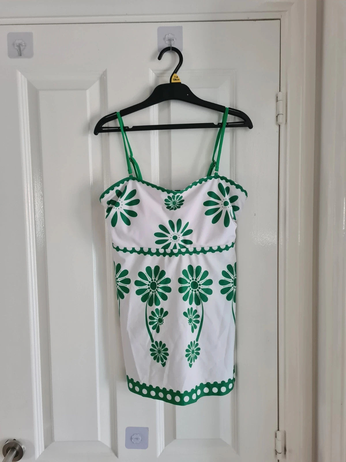 Shein women white/green cami bikini top push up bra straps swimsuit beach holiday outfit M/10
