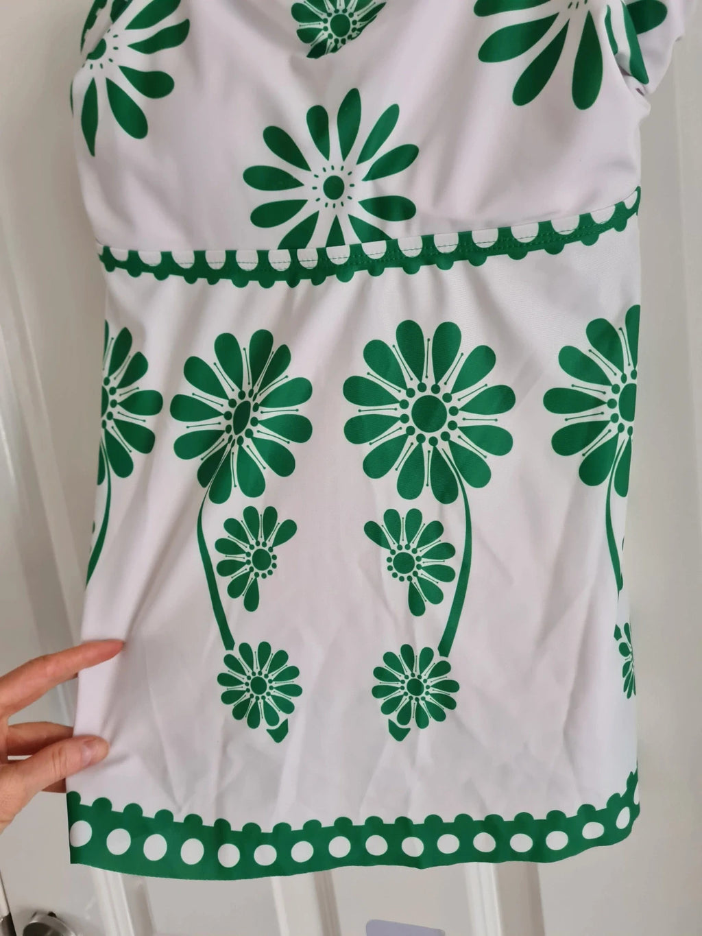 Shein women white/green cami bikini top push up bra straps swimsuit beach holiday outfit M/10