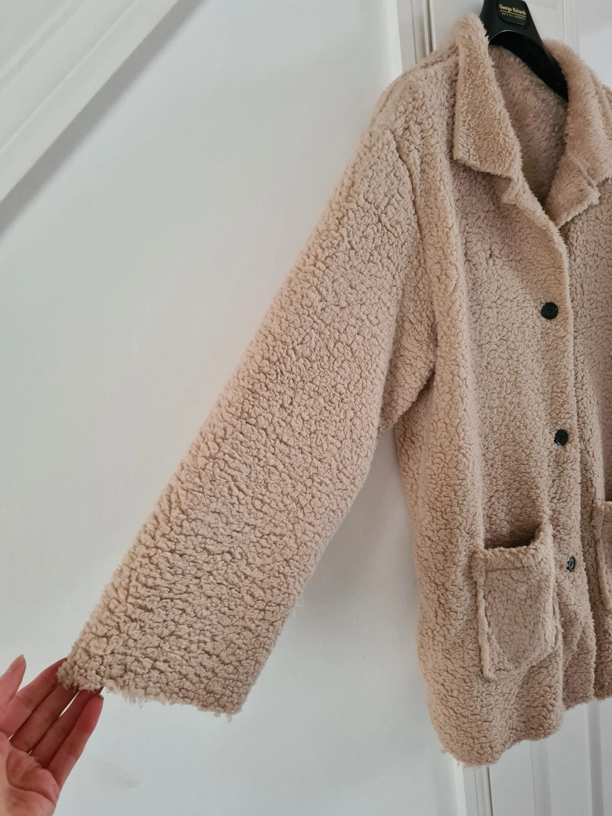 Shein women beige long teddy bear coat button front pockets oversize jacket cosy casual outer M/10