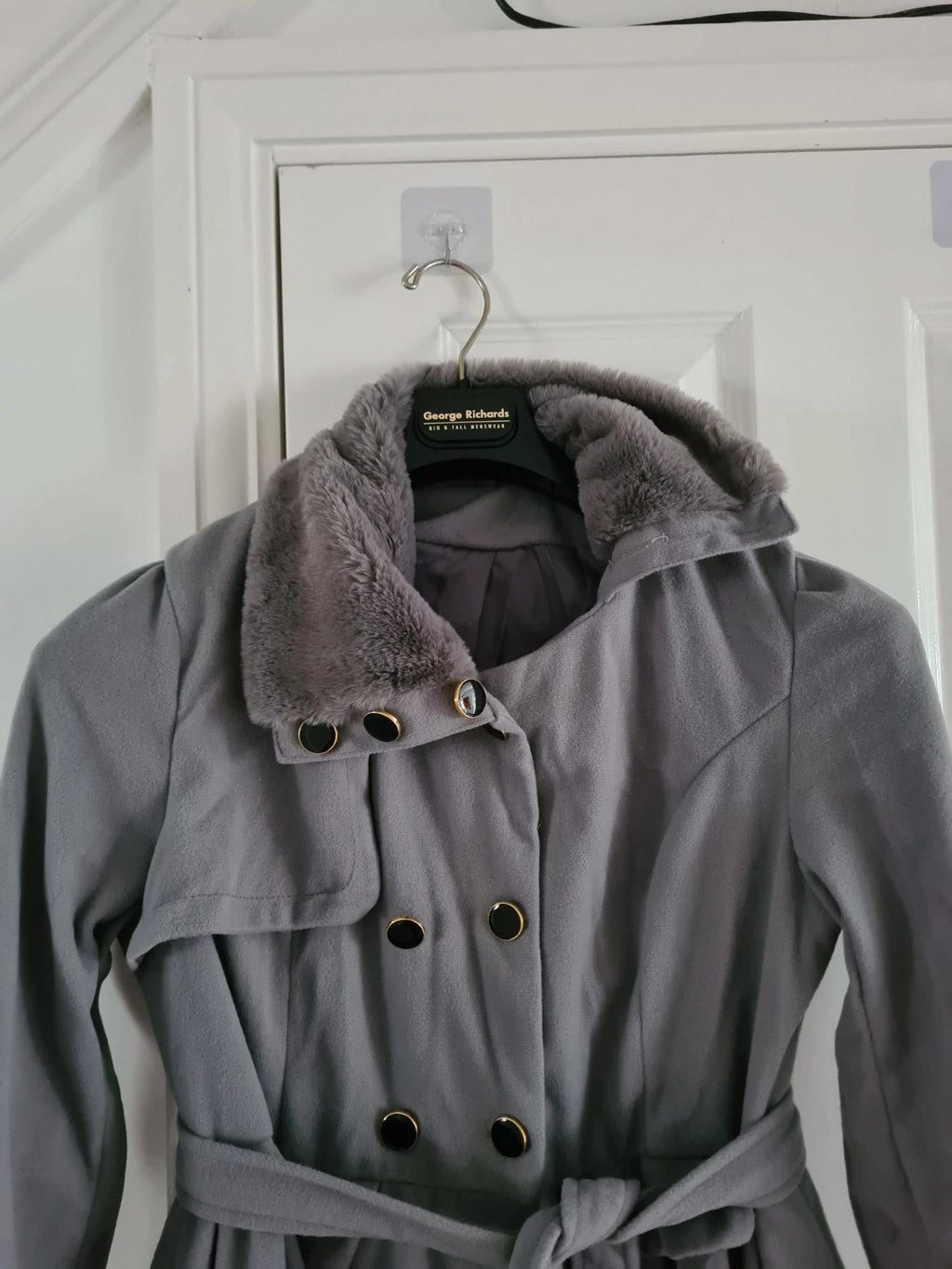 Generic women grey trench coat lapel double breasted faux fur neck belted A-line short dress coat S