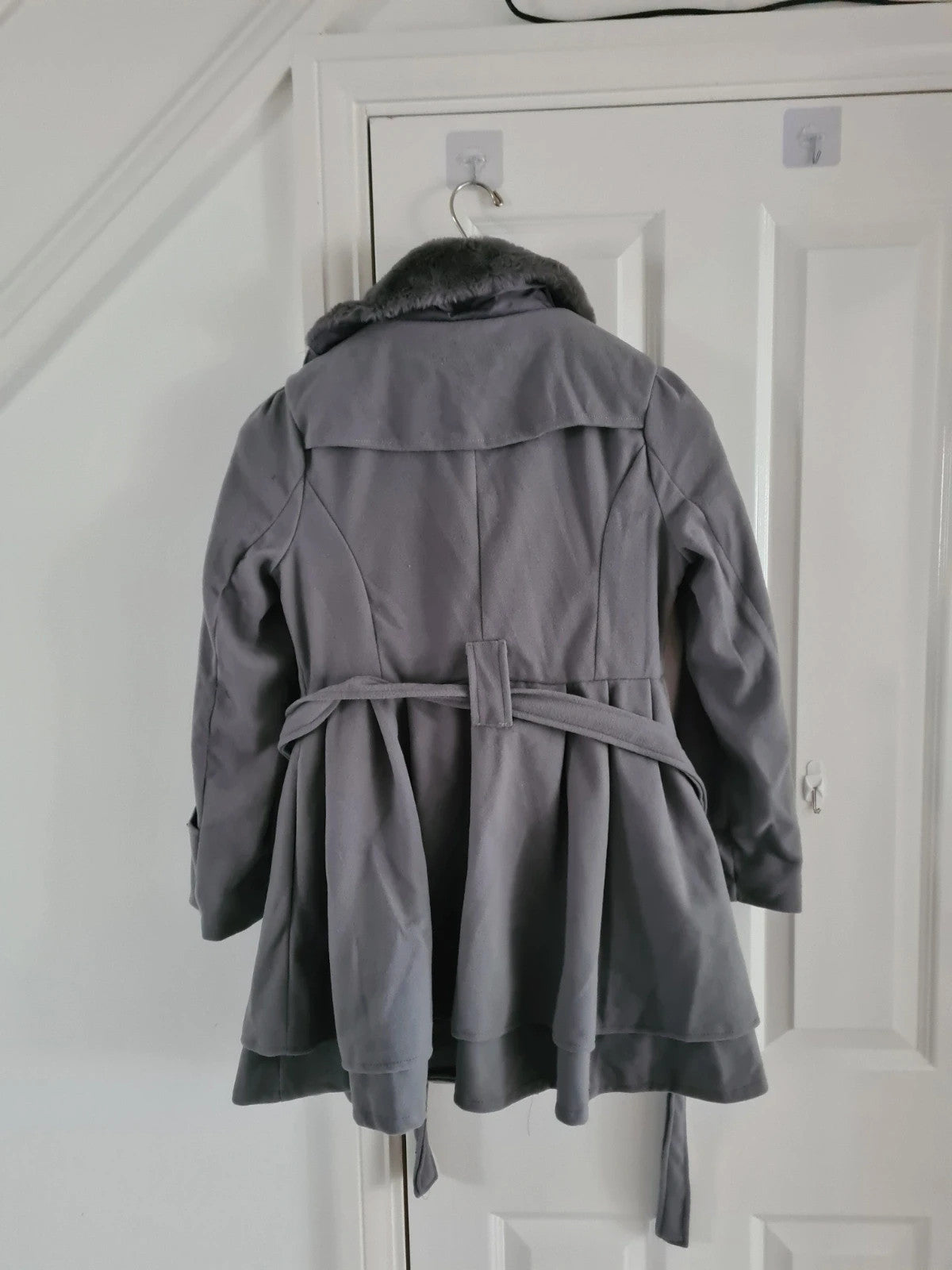 Generic women grey trench coat lapel double breasted faux fur neck belted A-line short dress coat S