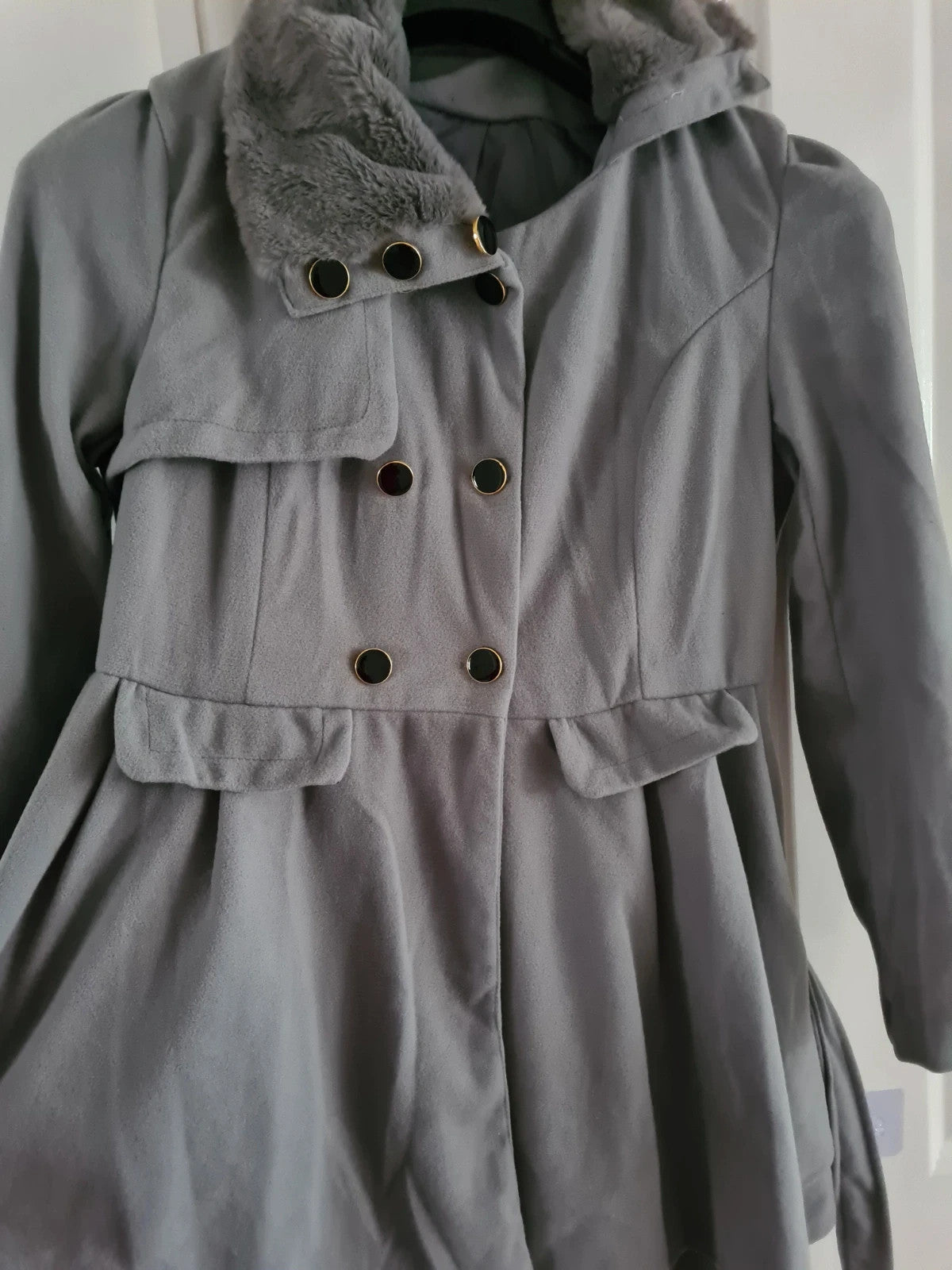 Generic women grey trench coat lapel double breasted faux fur neck belted A-line short dress coat S