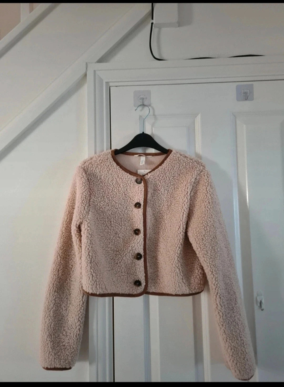 H&M women beige teddy jacket short cardigan round neckline long sleeve buttons down warm casual XS