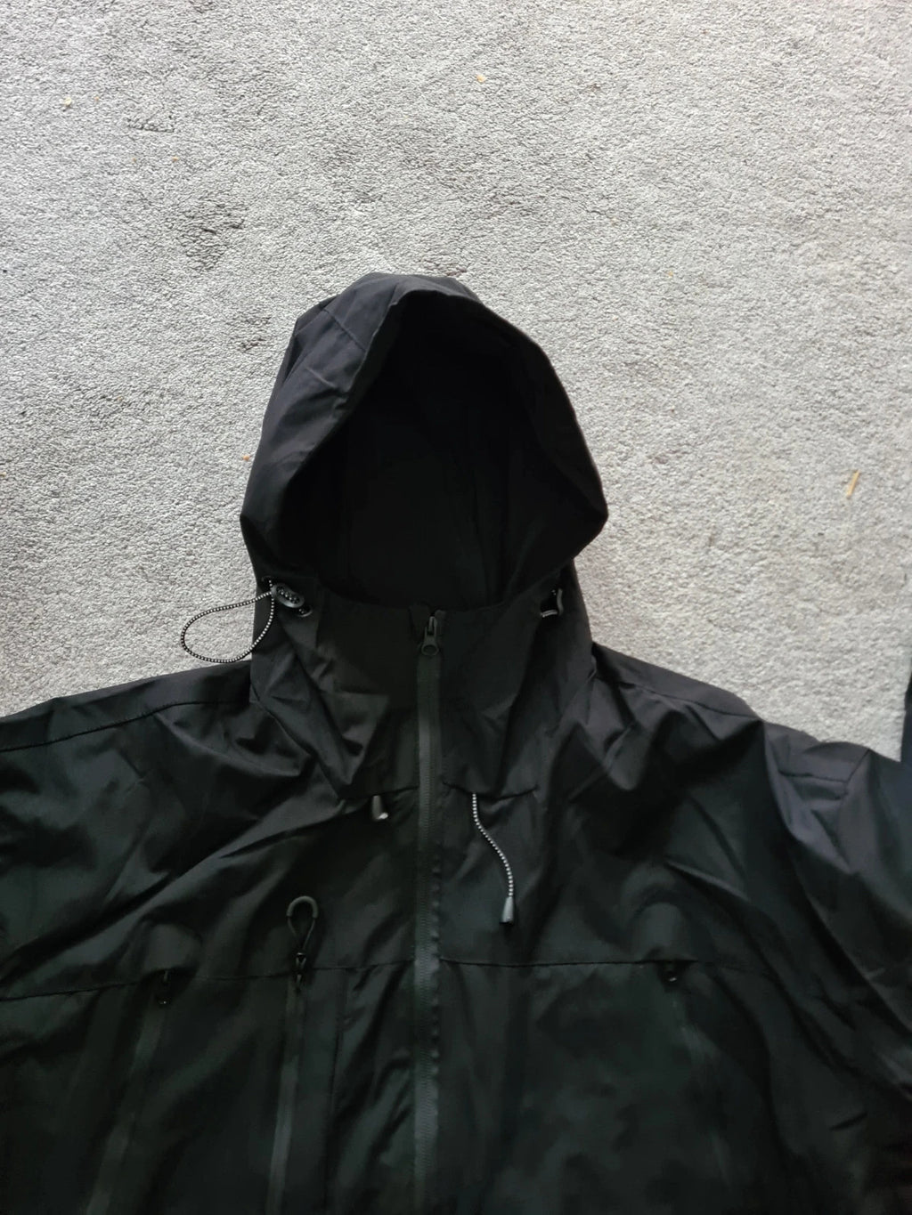 TikTok men black softshell jacket hooded zip wind/waterproof tactical hiking mountain L/XL