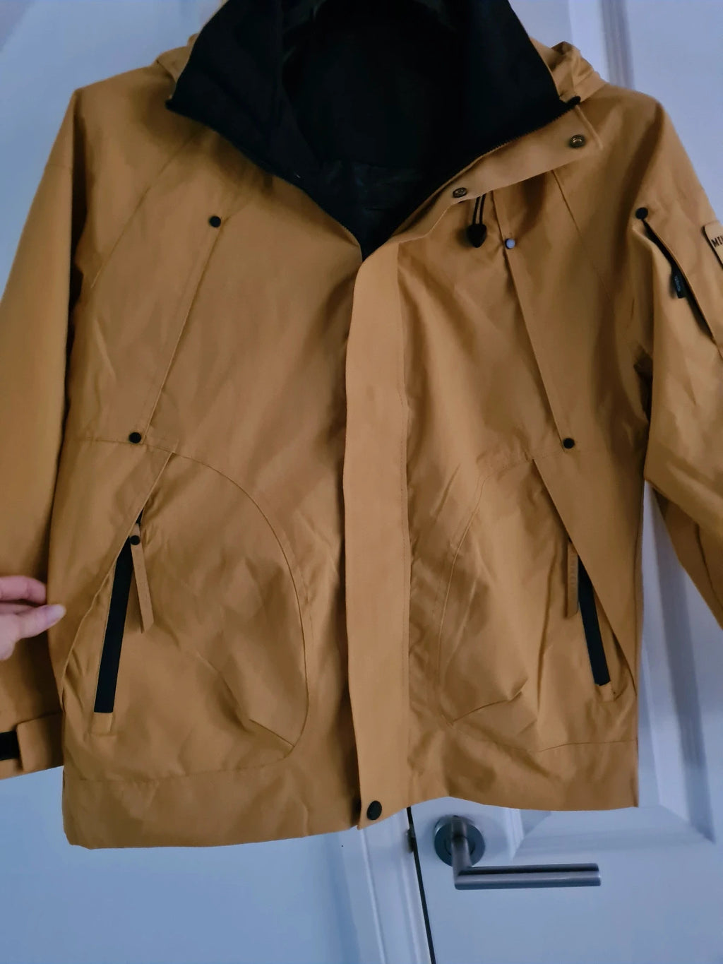 TikTok men yellow rain jacket softshell wind/waterproof hooded hiking mountain raincoat S