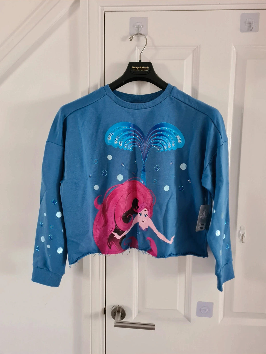 Disney women Arielle print cotton crop length sweatshirt long sleeve crew neck jumper casual M/10