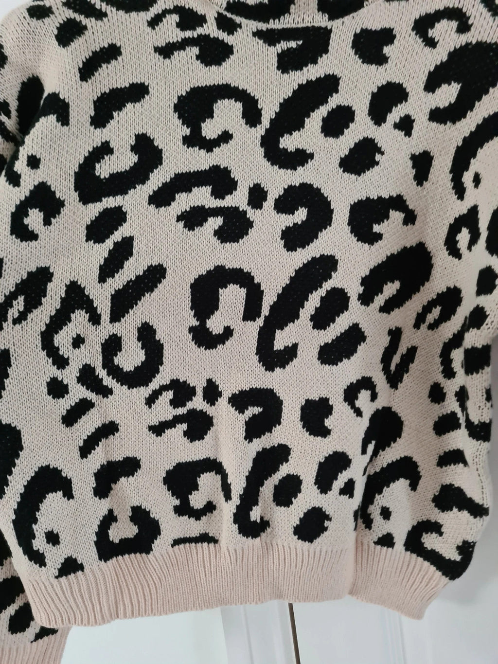 Shein women animal print cream turtleneck leopard high neck jumper knitt sweater casual L/12