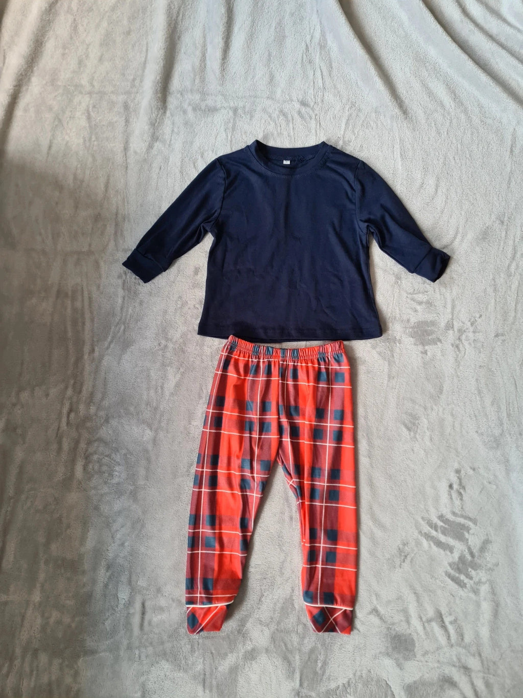 Generic kids boys 2y Xmas 2pcs pyjamas long sleeve top and check woven bottom cotton blend red/navy