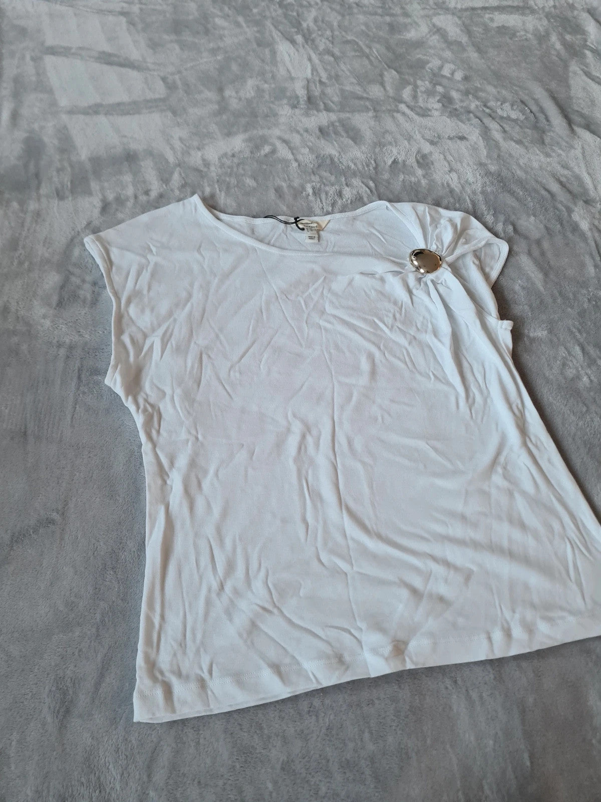 River Island women drape shoulder detail T-shirt white cotton cap sleeve drape trim shirt L/12