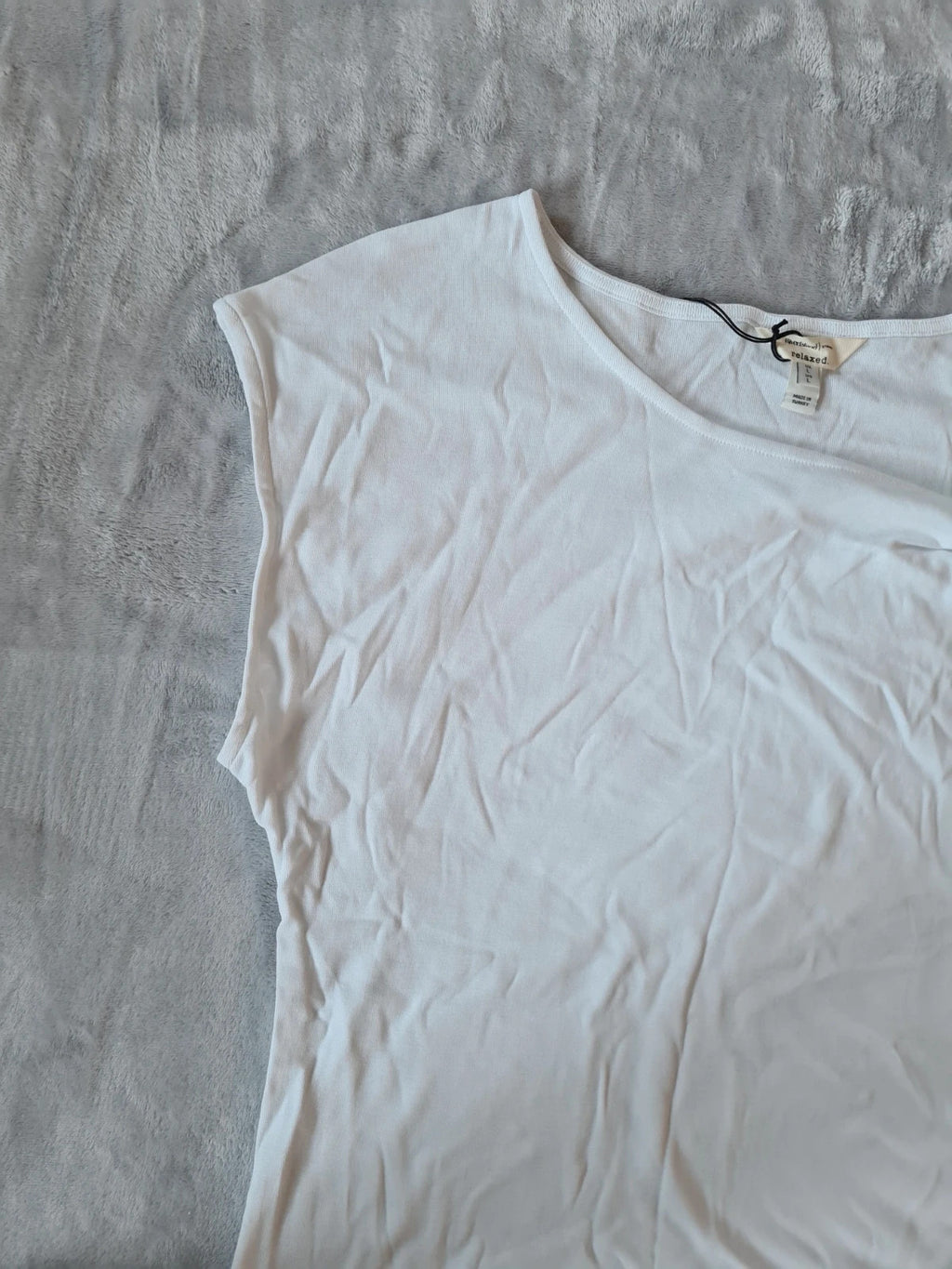 River Island women drape shoulder detail T-shirt white cotton cap sleeve drape trim shirt L/12