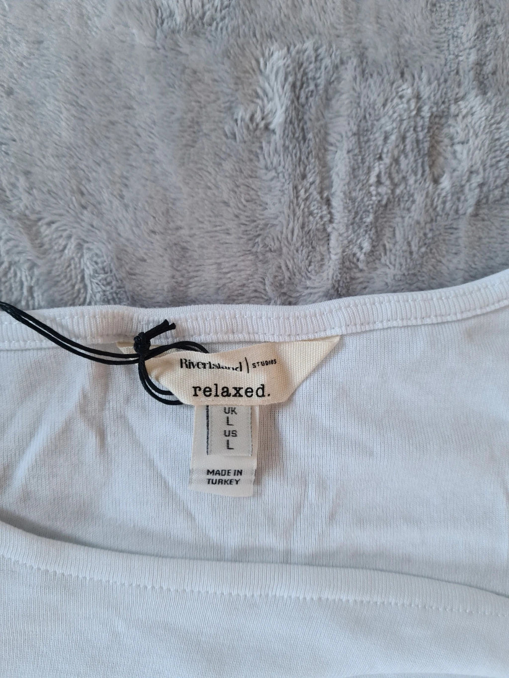 River Island women drape shoulder detail T-shirt white cotton cap sleeve drape trim shirt L/12