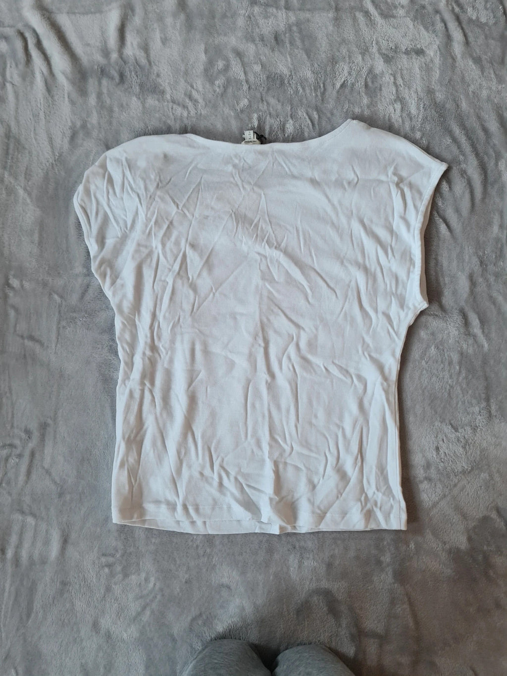 River Island women drape shoulder detail T-shirt white cotton cap sleeve drape trim shirt L/12