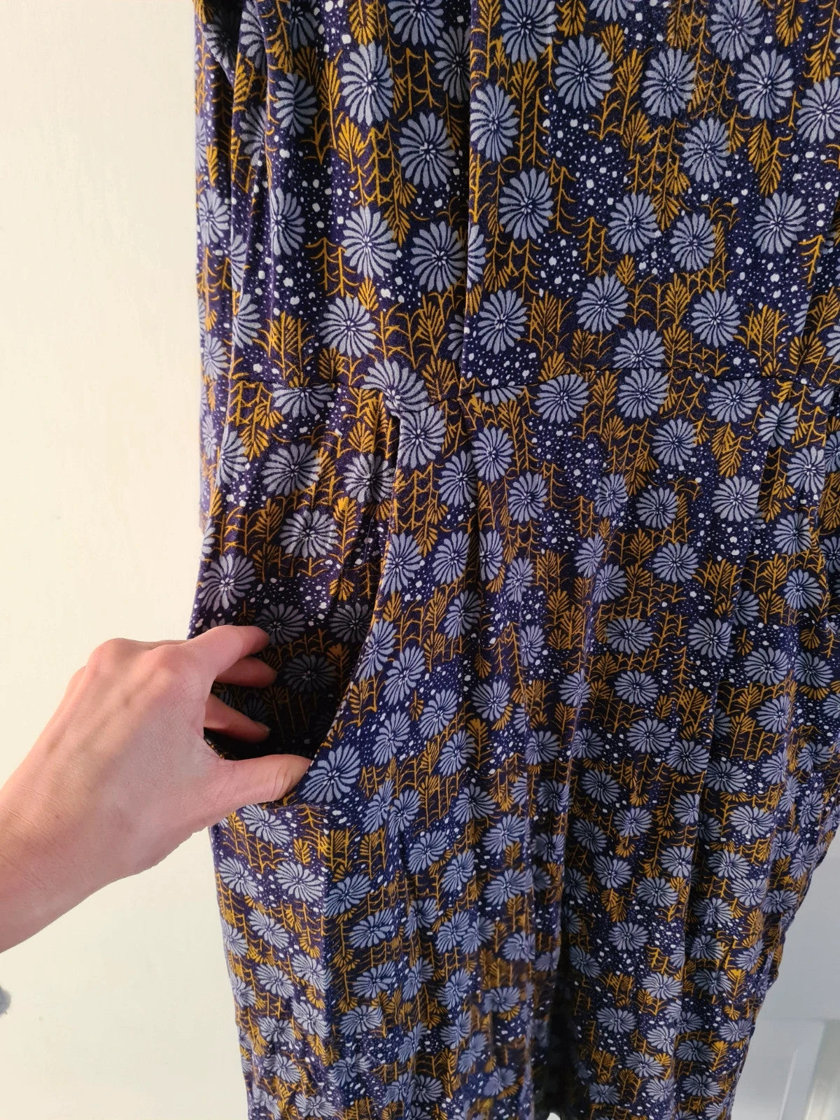 White Stuff women purple floral print midi dress jersey stretchy 3/4sleeve V-neck pockets soft L/12