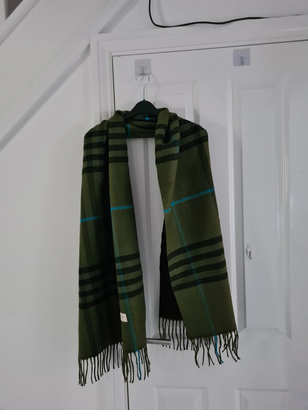 Elegant&classic women/men winter tartan scarf tassel green plaid shwal soft warm long