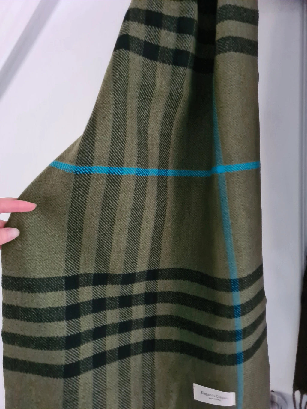 Elegant&classic women/men winter tartan scarf tassel green plaid shwal soft warm long