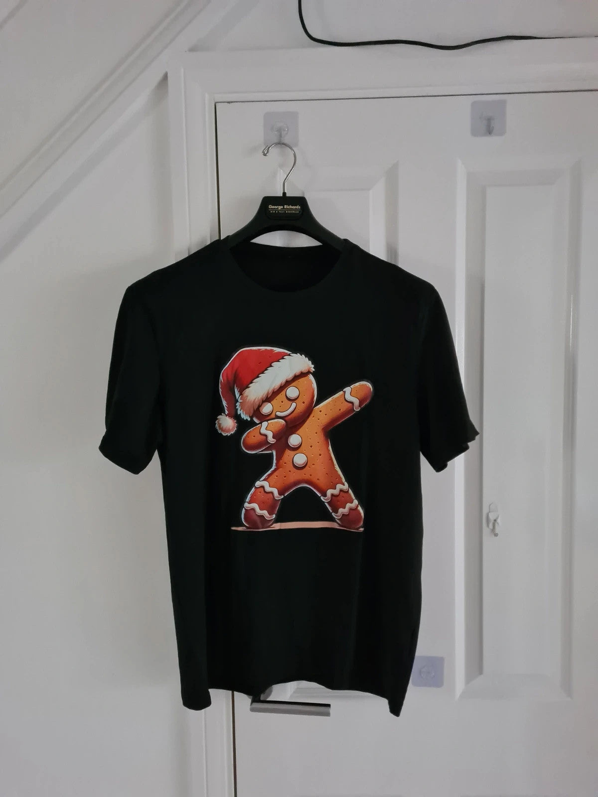 Generic men black T-shirt gingerbread men print short sleeve crew neck Xmas tee L