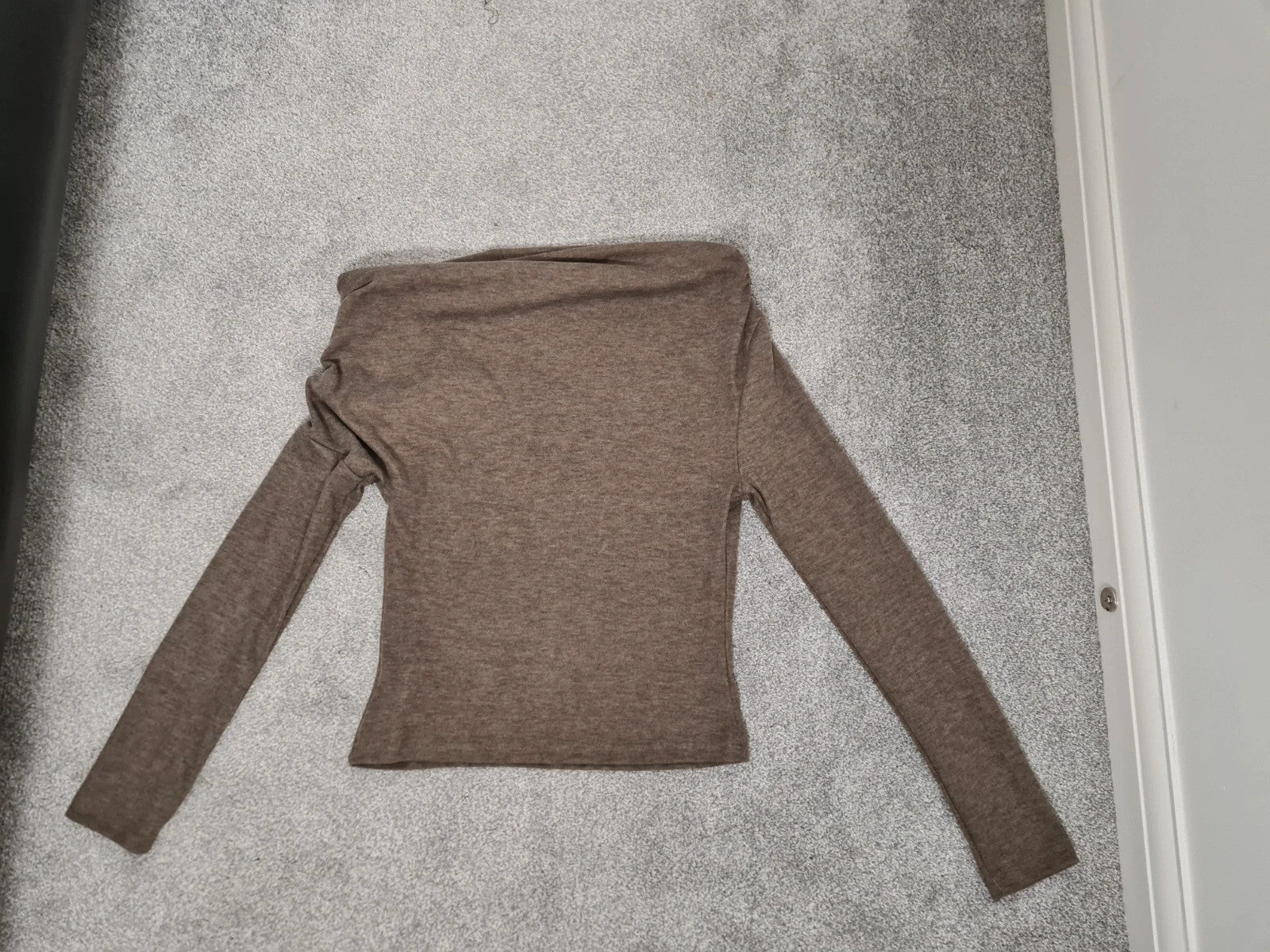 Shein women brown long sleeve one off shoulder drapped top slim fit soft knitted casual S/8