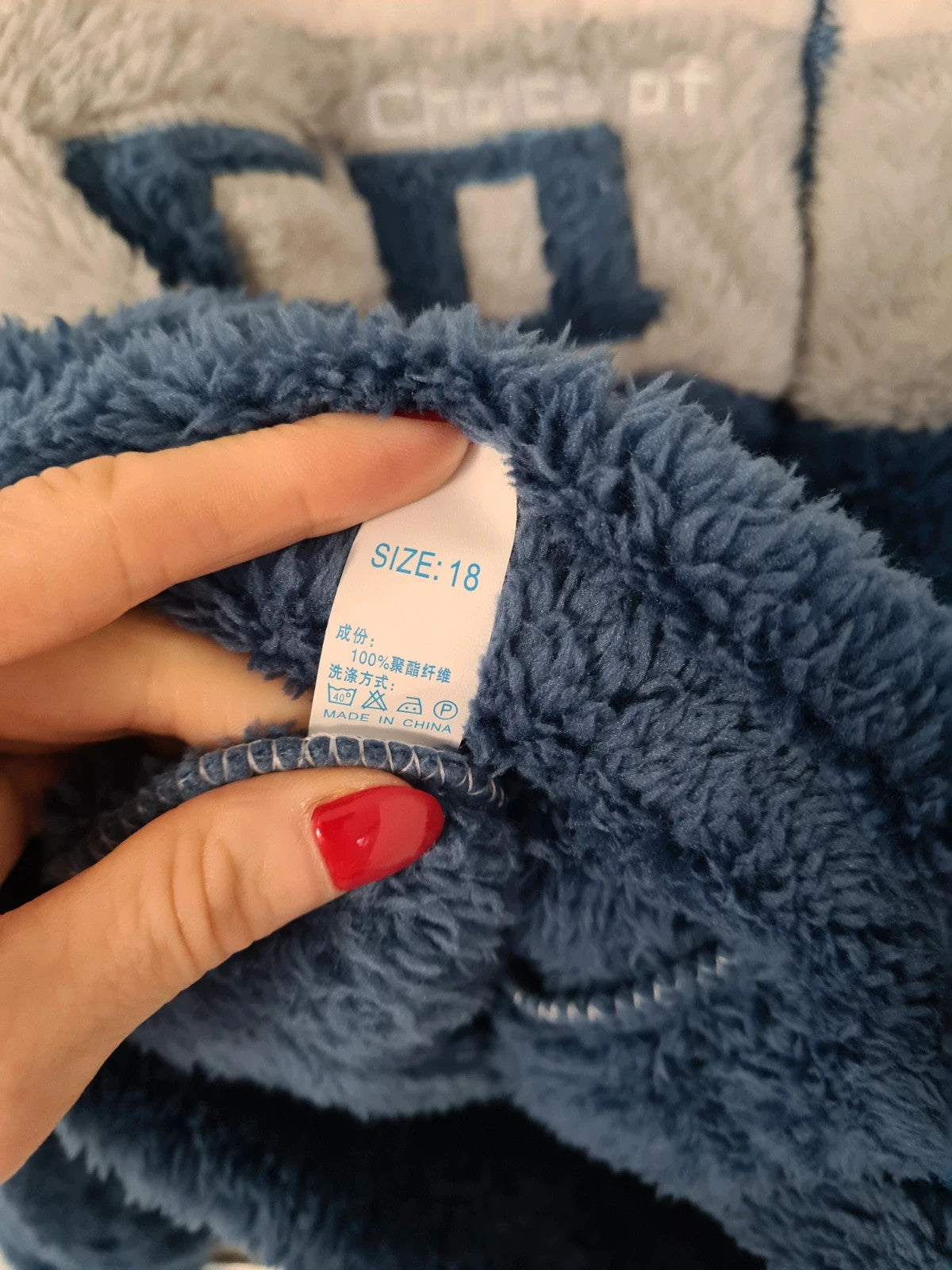 Generic women color block fleece lined fluffy winter jacket zipper blue/white print letters L/12